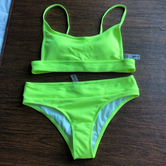 NEON GREEN SHE IN TWO PIECE - Picture 5 of 5